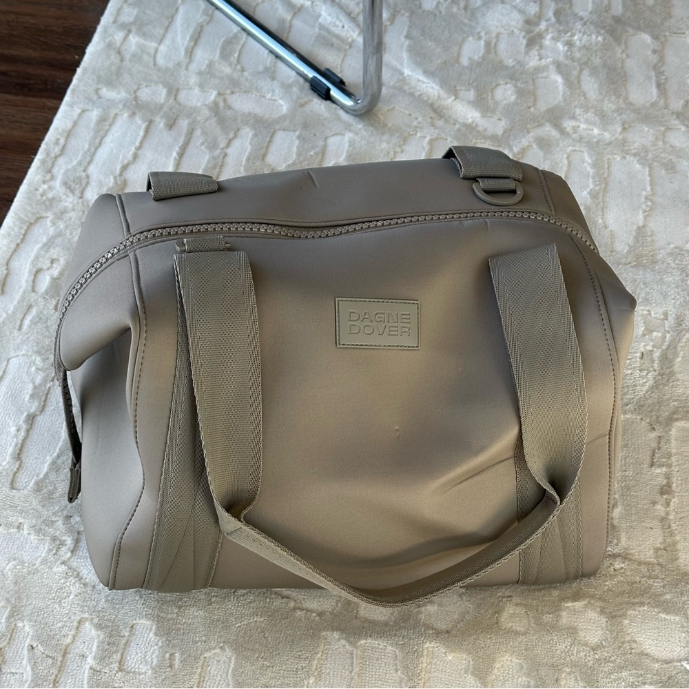NEW SOLD OUT COLOR DAGNE DOVER LANDON NEOPRENE DUFFLE